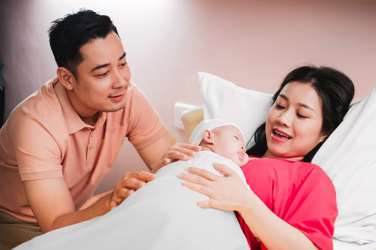 Top 6 điều cần làm khi bị ho, ngứa cổ kéo dài sau sinh