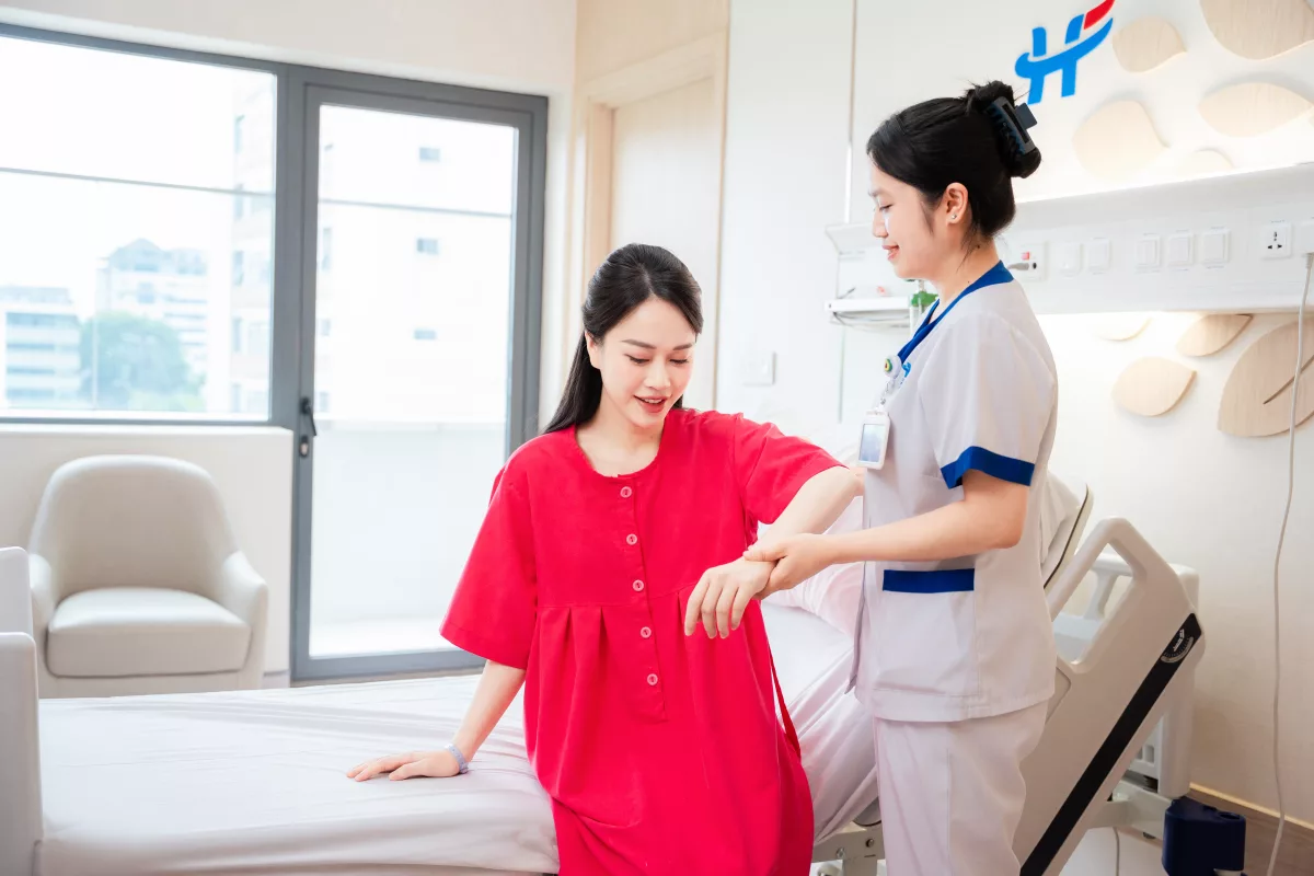 Top 8 bước chăm sóc sản phụ sau đẻ thường chu đáo nhất