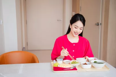 Top 12 thực phẩm kiêng ăn sau sinh cần lưu ý