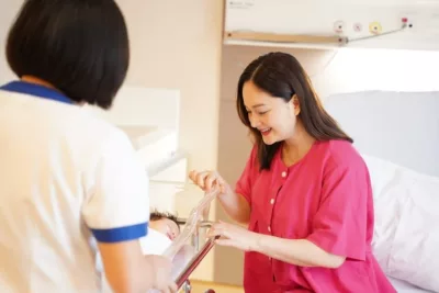 Top 8 nguyên nhân sau sinh bị ngứa, nổi mề đay