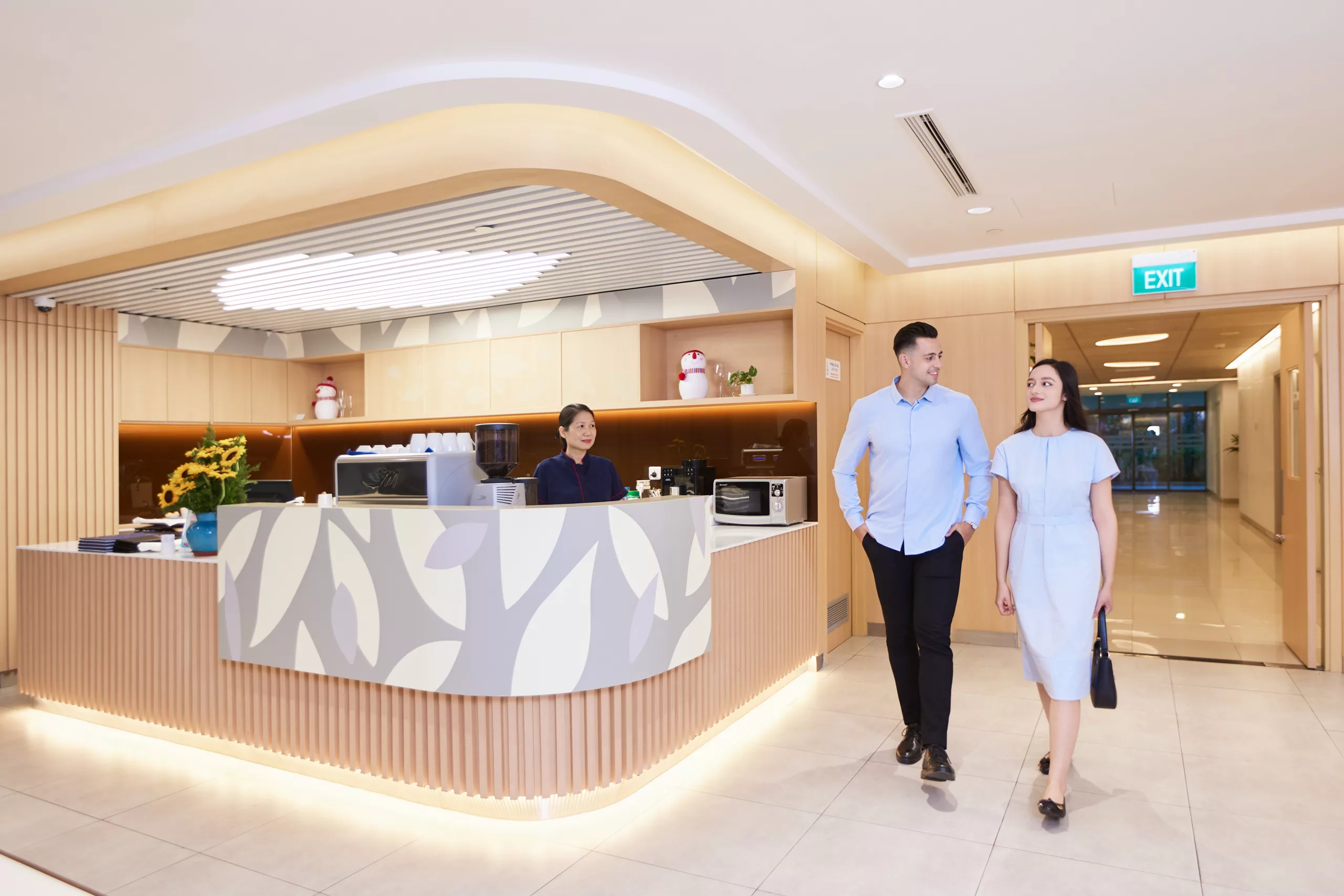 Other Amenities: Parking, Wi-Fi, Restaurant, and Shops