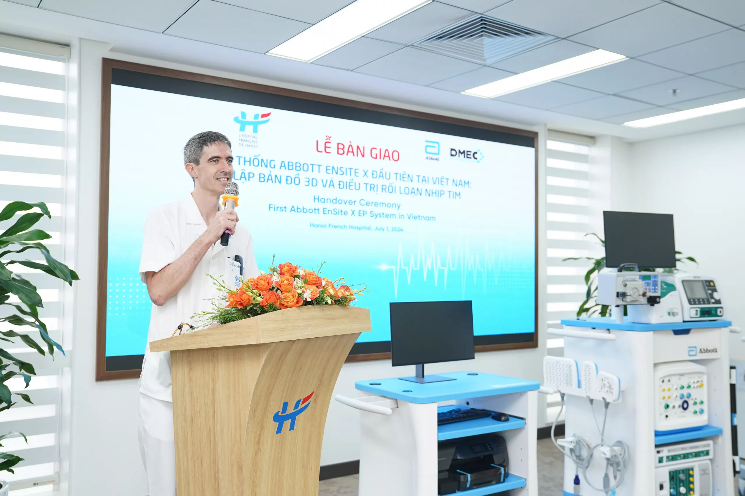 TS. BS. Alain Lebon, khoa Tim mạch và Tim mạch Can thiệp, chuyên gia nhiều năm kinh nghiệm điều trị rối loạn nhịp tim
