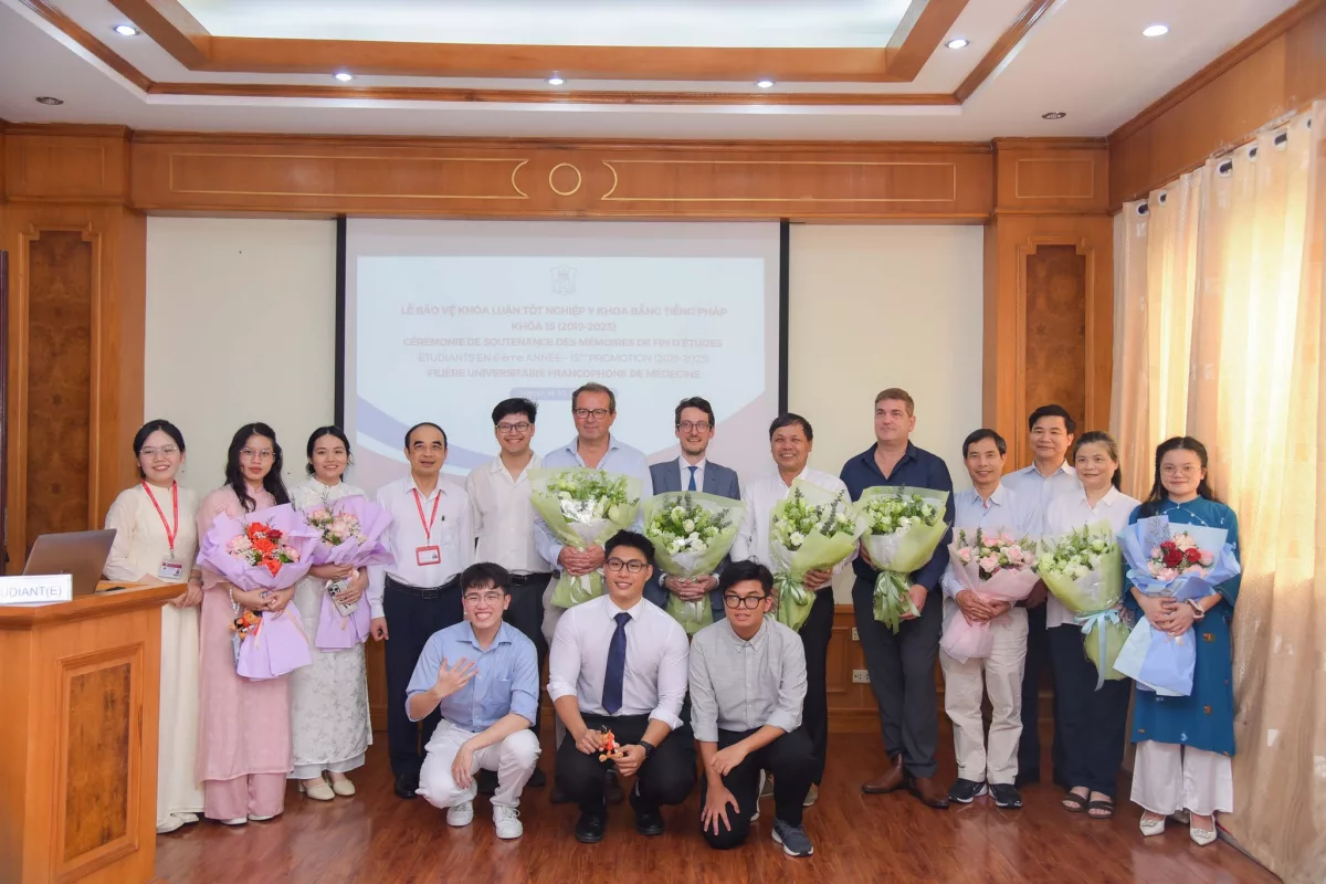 HFH DOCTORS PARTICIPATED IN THE GRADUATION THESIS DEFENSE COMMITTEE AT HANOI MEDICAL UNIVERSITY
