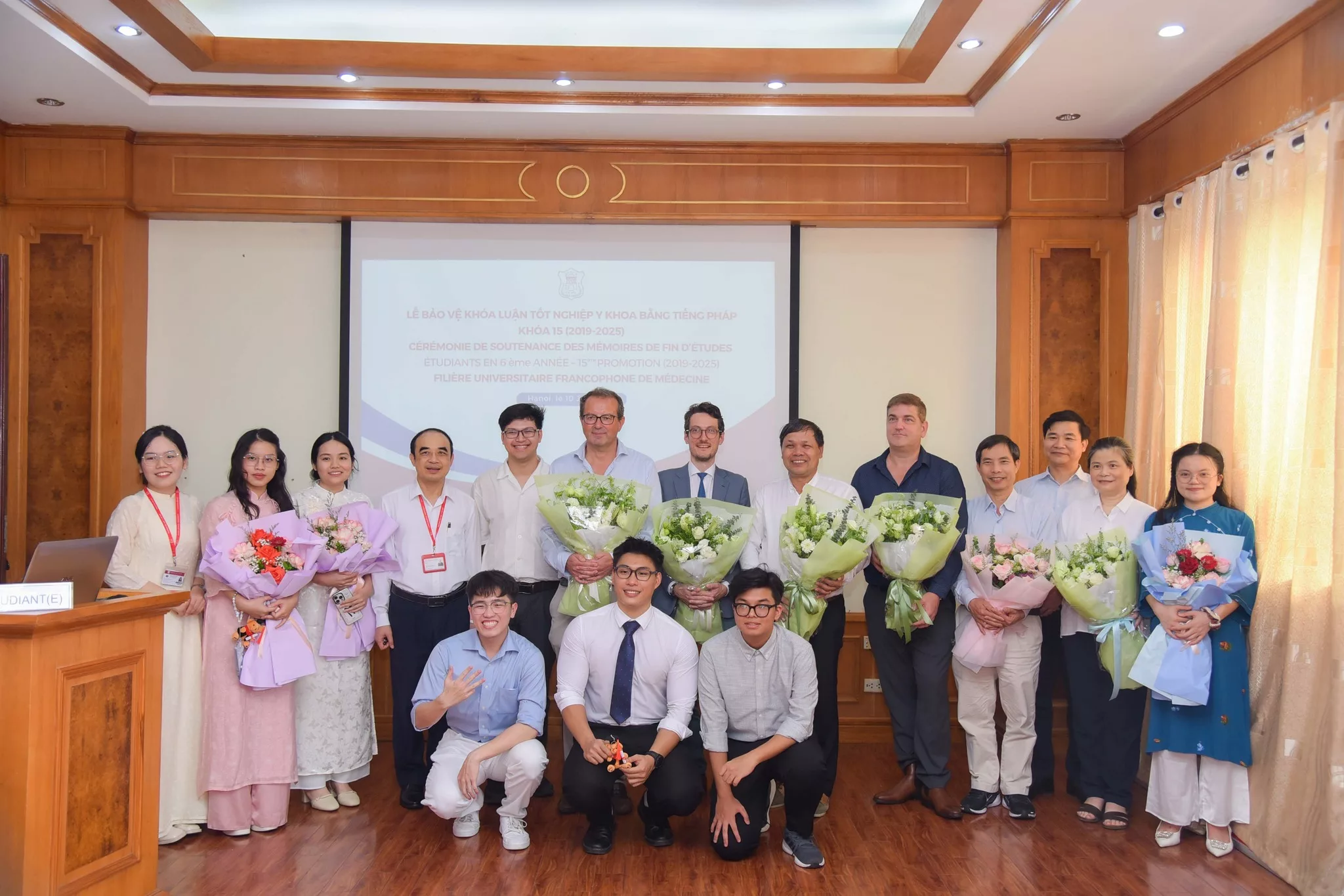 HFH DOCTORS PARTICIPATED IN THE GRADUATION THESIS DEFENSE COMMITTEE AT HANOI MEDICAL UNIVERSITY