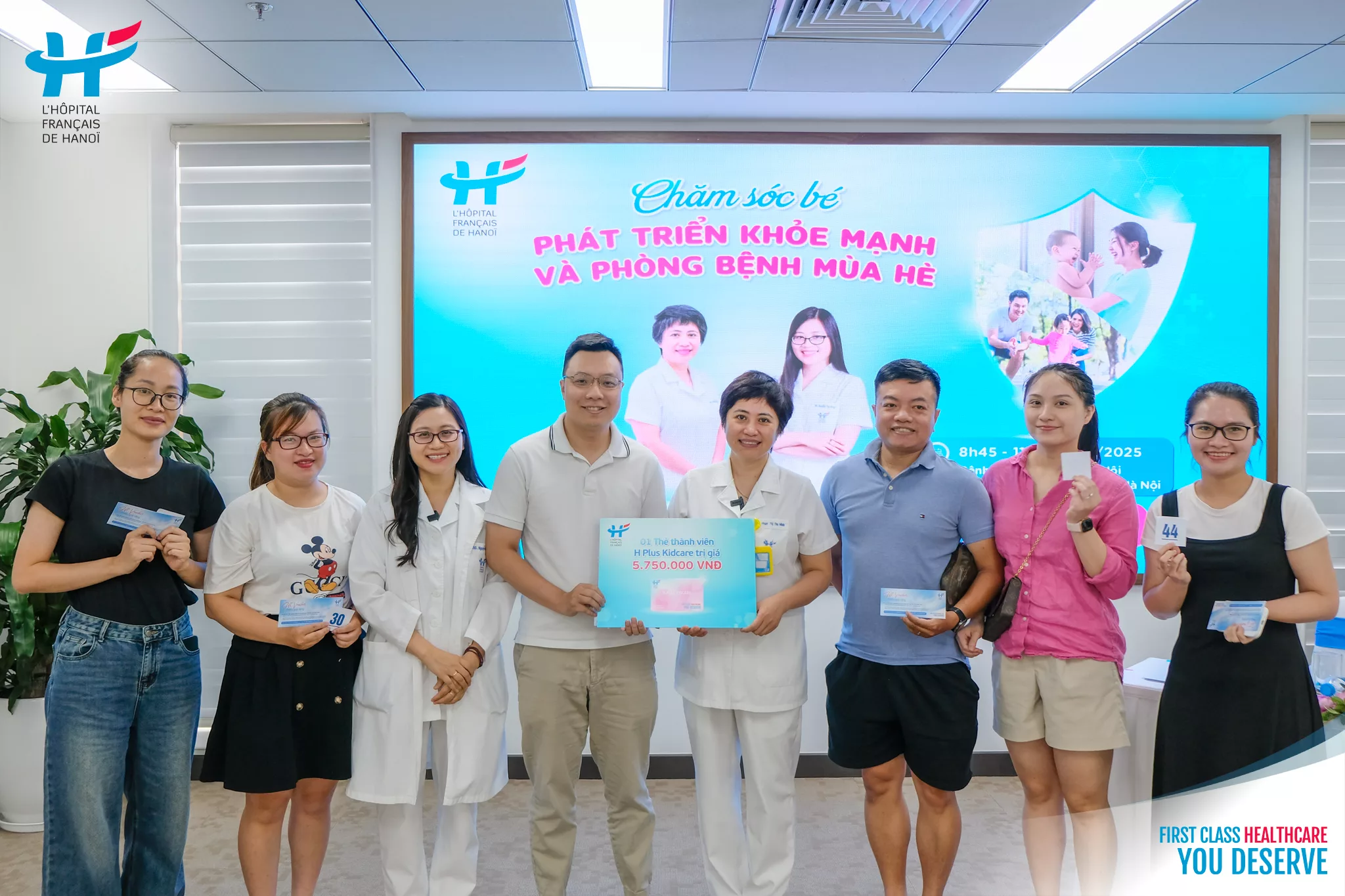 HỘI THẢO “CHĂM SÓC BÉ PHÁT TRIỂN KHỎE MẠNH VÀ PHÒNG BỆNH MÙA HÈ” – HÀNH TRÌNH YÊU THƯƠNG VÀ KIẾN THỨC VÀNG CHO CHA MẸ