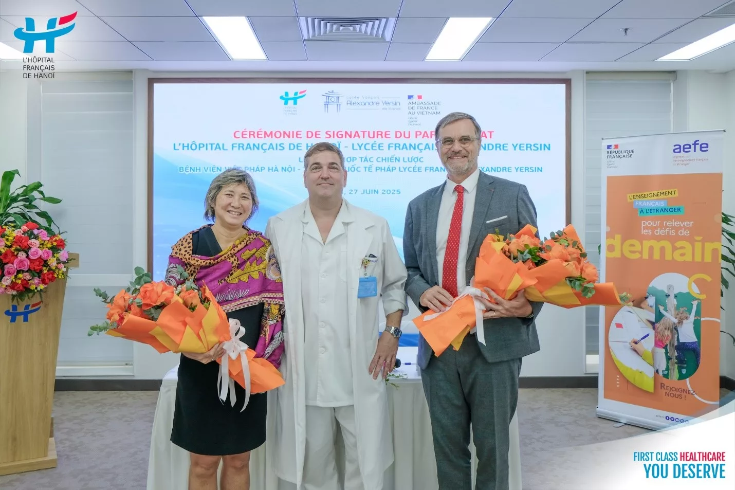 LỄ KÝ KẾT HỢP TÁC CHIẾN LƯỢC GIỮA BỆNH VIỆN VIỆT PHÁP HÀ NỘI VÀ TRƯỜNG PHÁP ALEXANDRE YERSIN TẠI HÀ NỘI