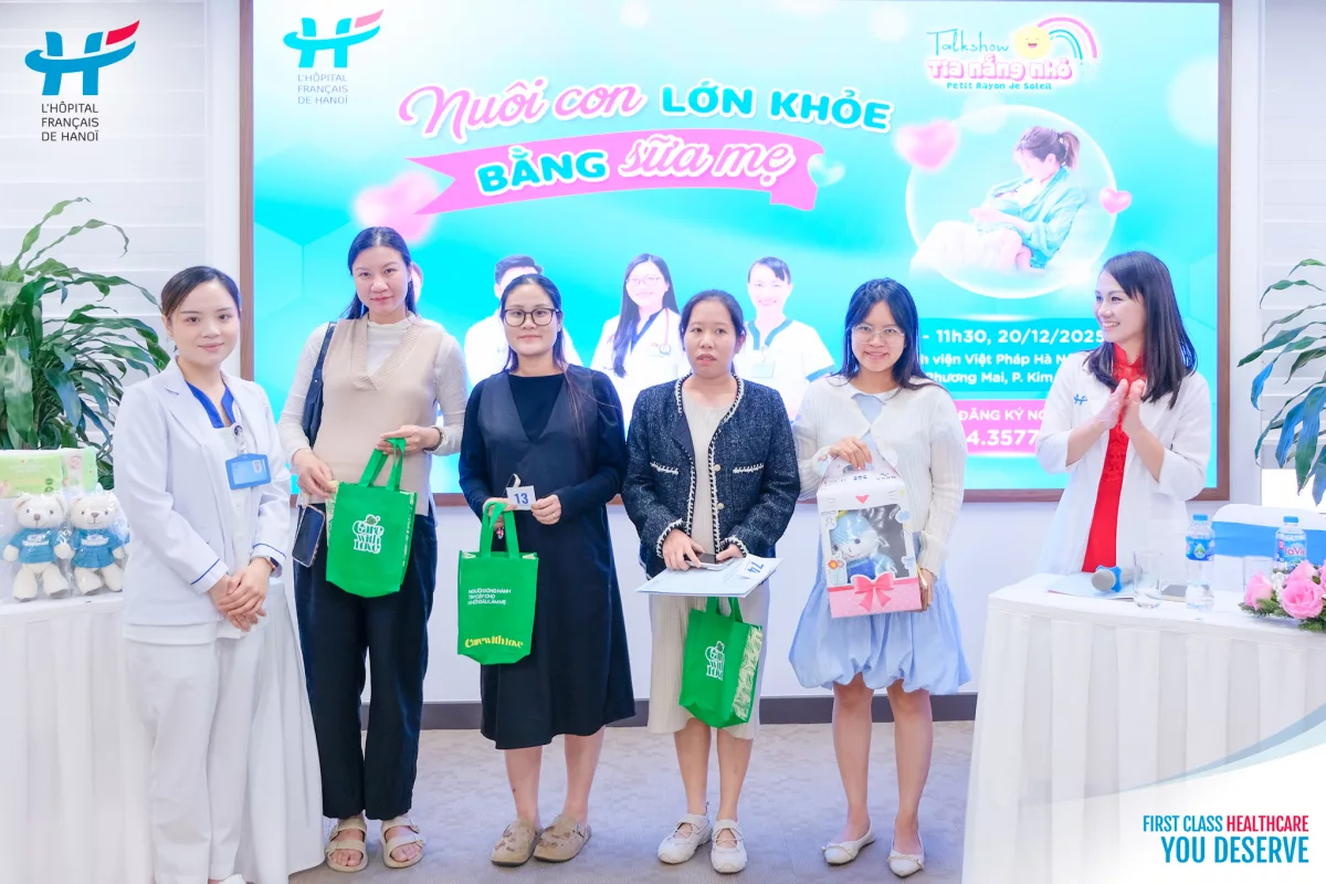 TALKSHOW “NUÔI CON LỚN KHỎE BẰNG SỮA MẸ”