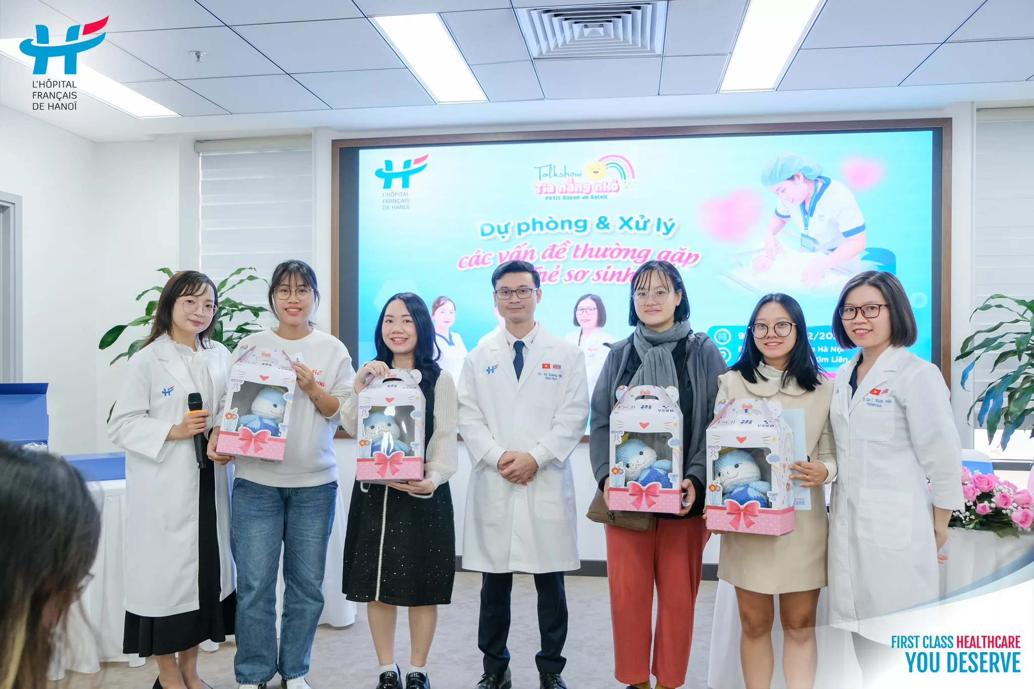 TALKSHOW “DỰ PHÒNG VÀ XỬ LÝ CÁC VẤN ĐỀ THƯỜNG GẶP Ở TRẺ SƠ SINH” THU HÚT HƠN 150 BỐ MẸ THAM DỰ