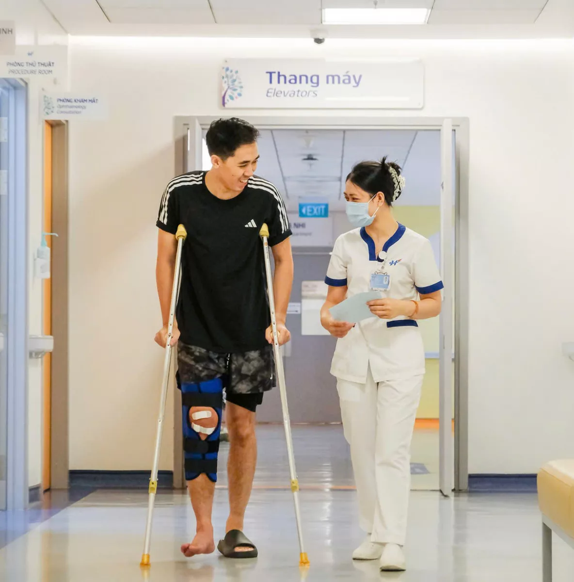 Phẫu thuật gối thành công tái tạo dây chằng chéo và sụn chêm cho vận động viên